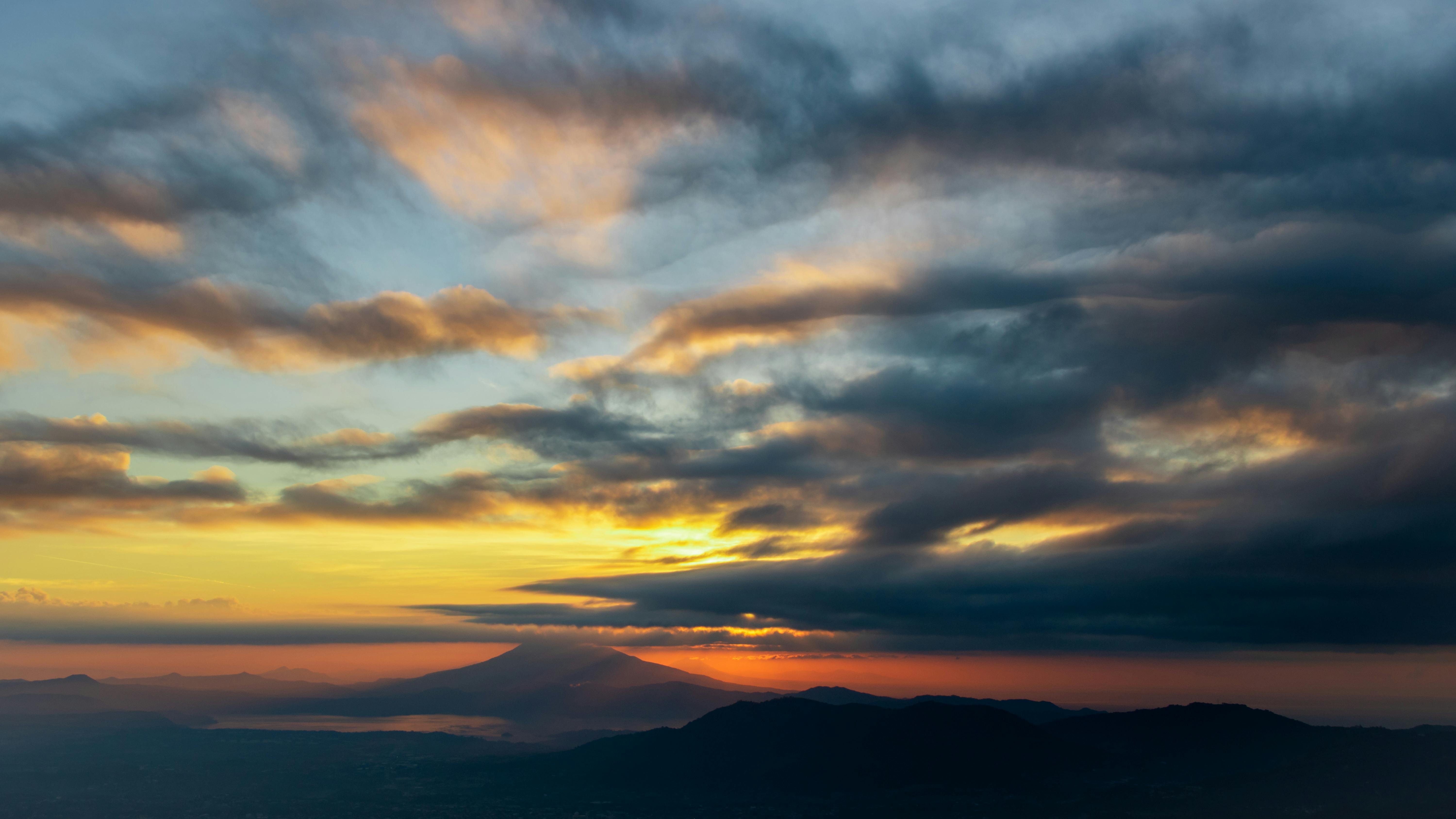 Modern Minimalist Wedding